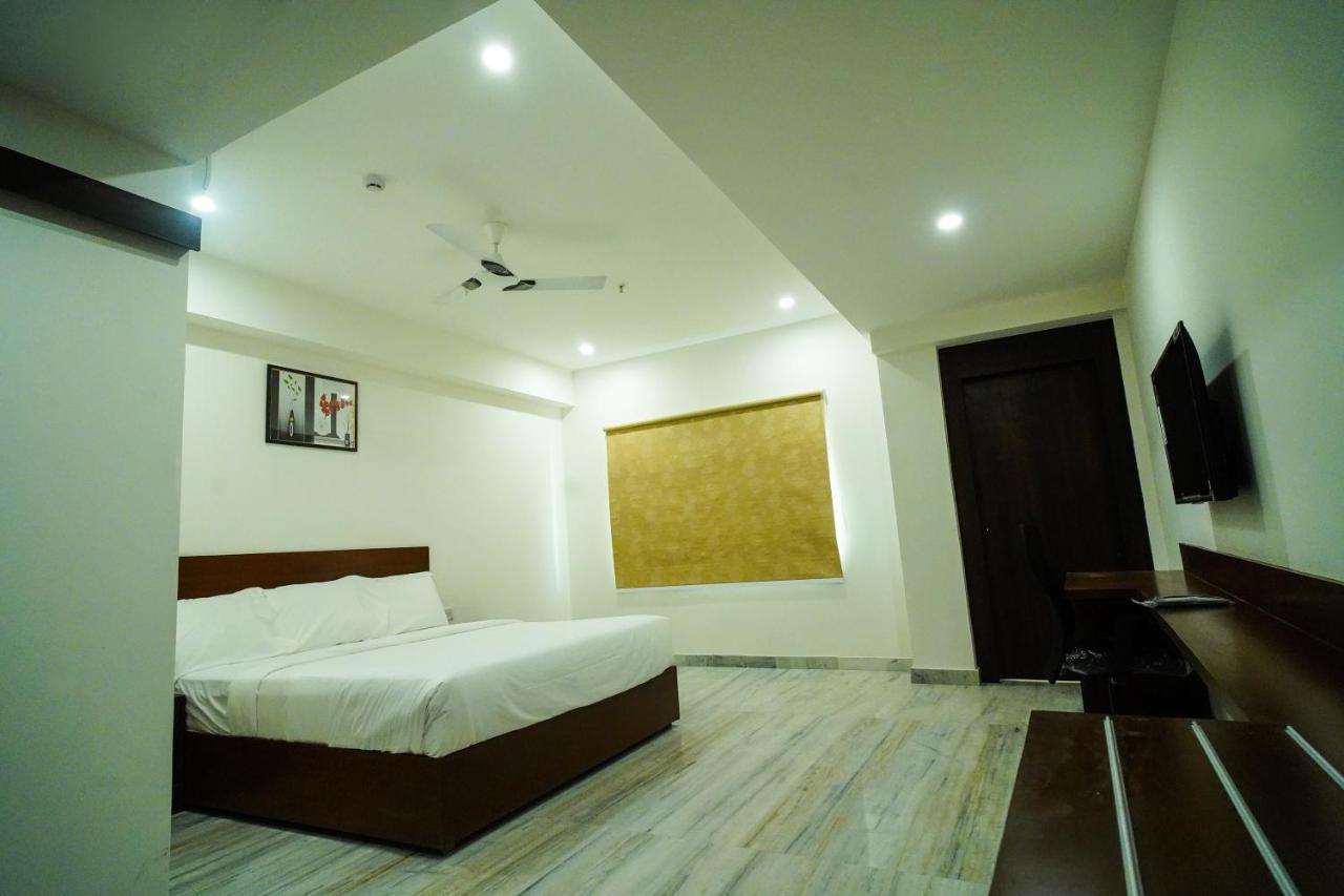 Welkin Hotel , Seunderabad Secunderabad ภายนอก รูปภาพ