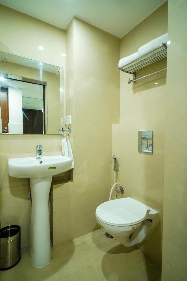 Welkin Hotel , Seunderabad Secunderabad ภายนอก รูปภาพ